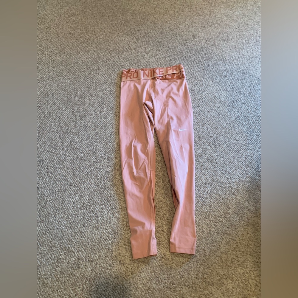 Nike Pink/Blush Seamless Sports Bra and High-Waist Leggings Set - Picture 6 of 8